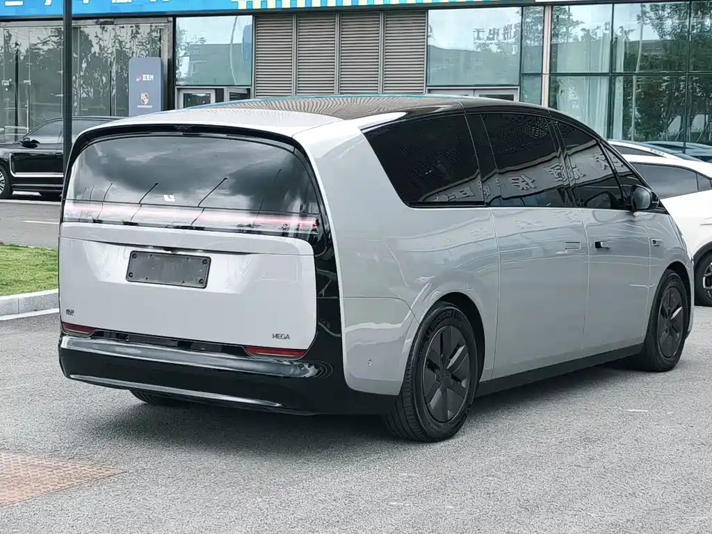 Li Auto Li MEGA — миниатюра 34