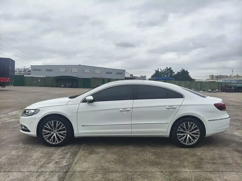 Volkswagen CC — миниатюра 7