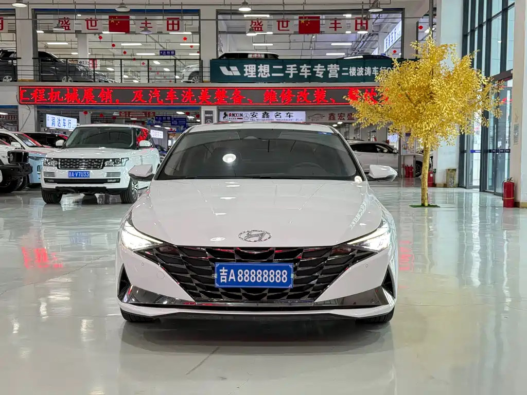 Hyundai Elantra — миниатюра 2