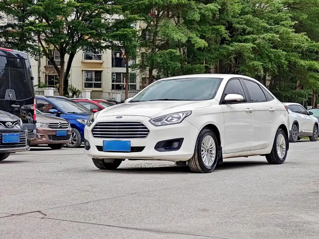 Ford Escort 2016