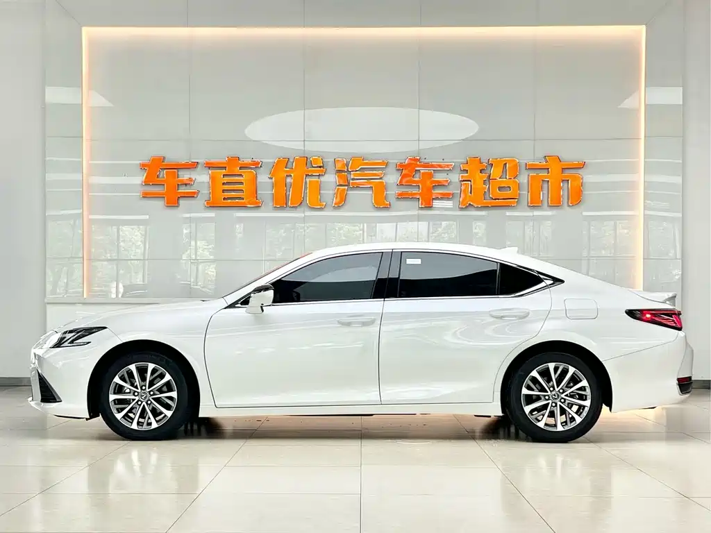 Lexus ES — миниатюра 4