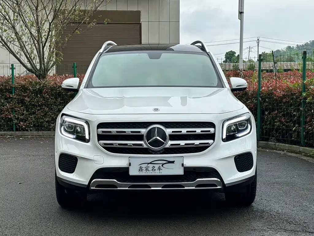 Mercedes-Benz GLB 2021