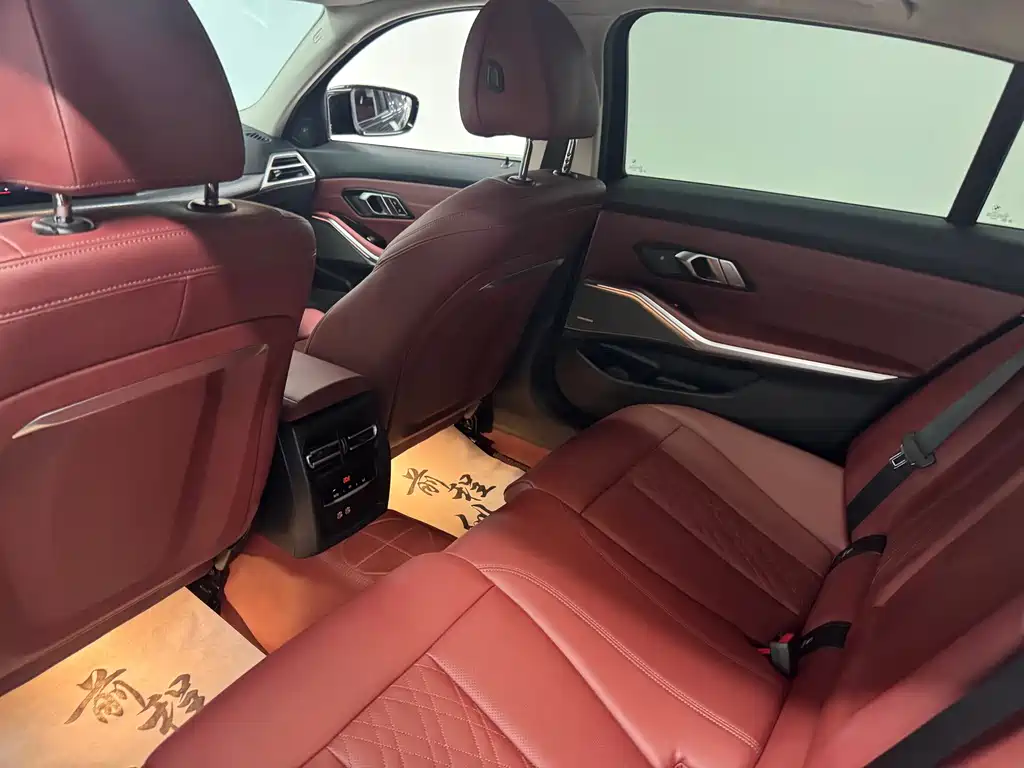 BMW 3 Series 3 2025 330Li M Sport