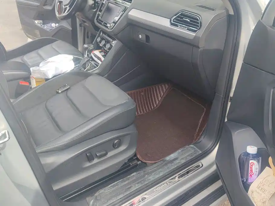 Volkswagen Tiguan L — миниатюра 8