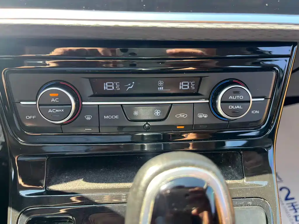 Geely Emgrand GL — миниатюра 16