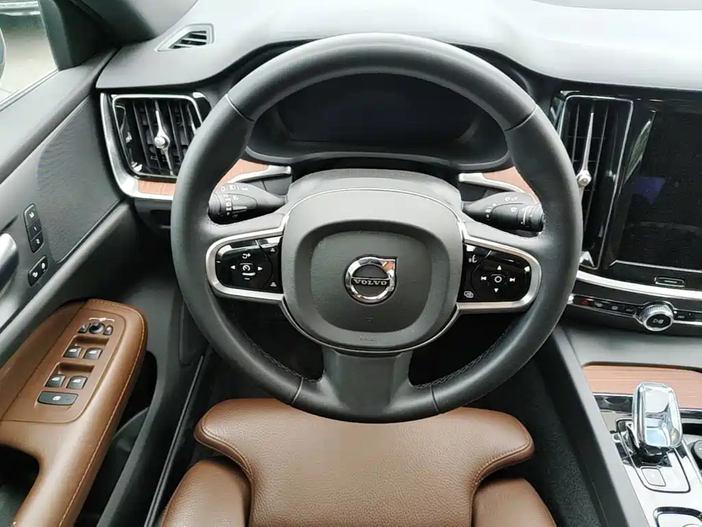 Volvo S60 — миниатюра 15