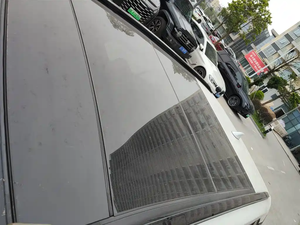 Toyota RAV4 — миниатюра 9