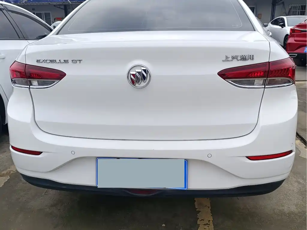 Buick Excelle — миниатюра 17