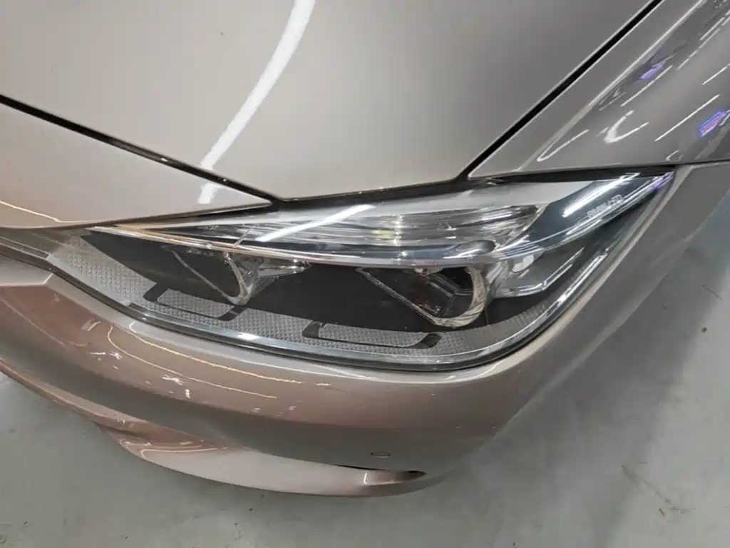BMW 3 Series — миниатюра 24