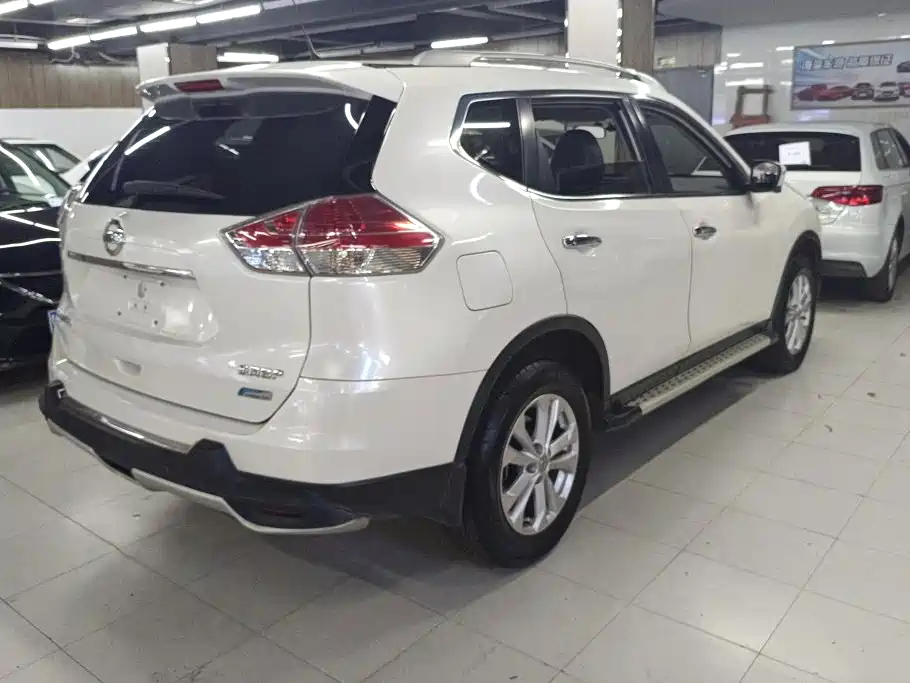 Nissan X-Trail — миниатюра 3