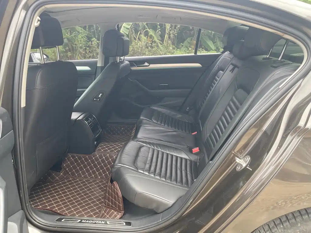 Volkswagen Magotan — миниатюра 6