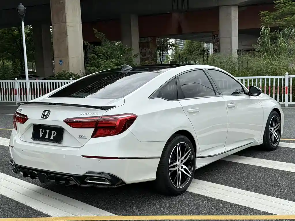 Honda Inspire — миниатюра 12
