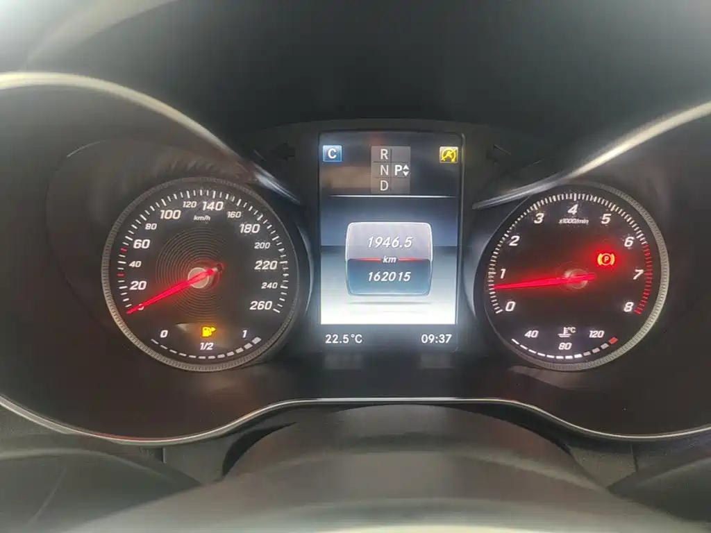 Mercedes-Benz C-Class — миниатюра 12