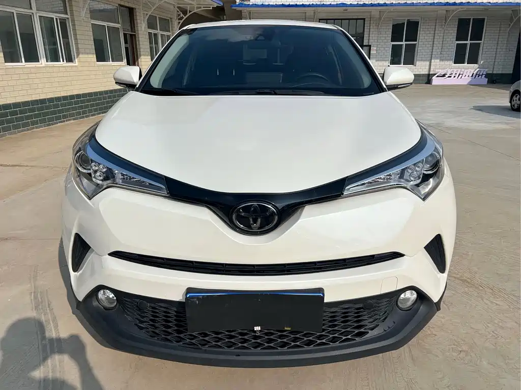 Toyota C-HR — миниатюра 2