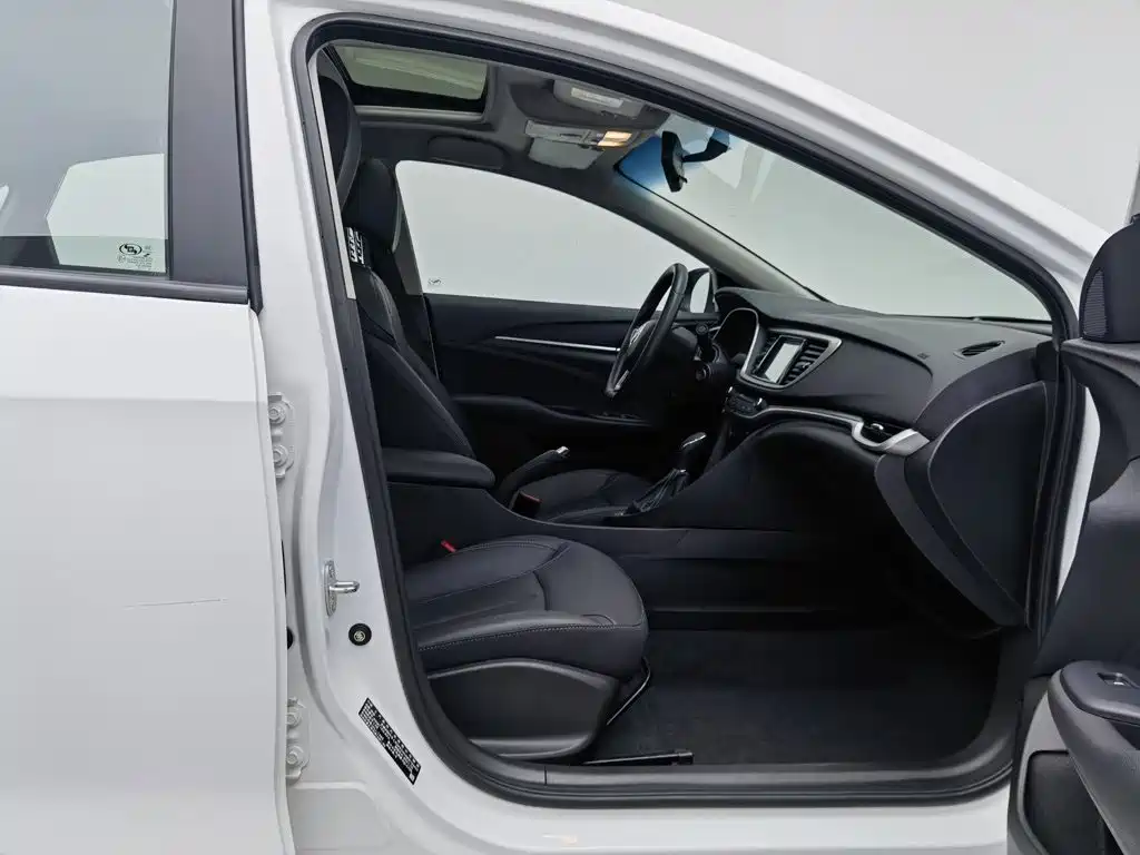 Buick Excelle — миниатюра 23