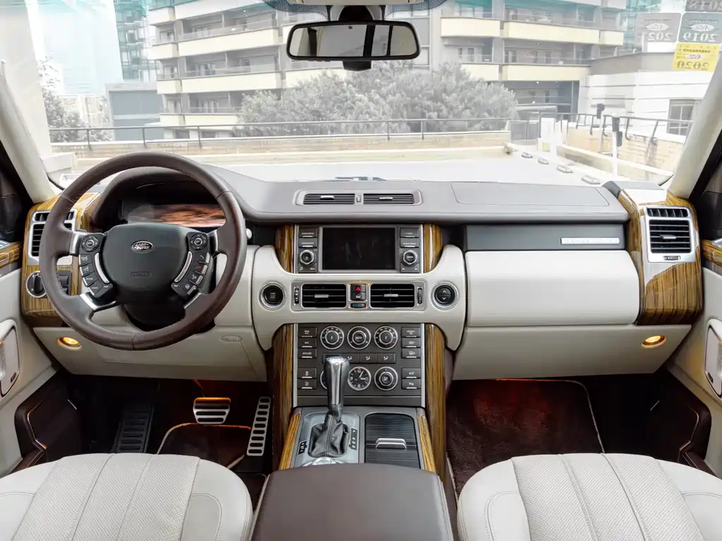 Land Rover Range Rover 2012 5.0 SC V8