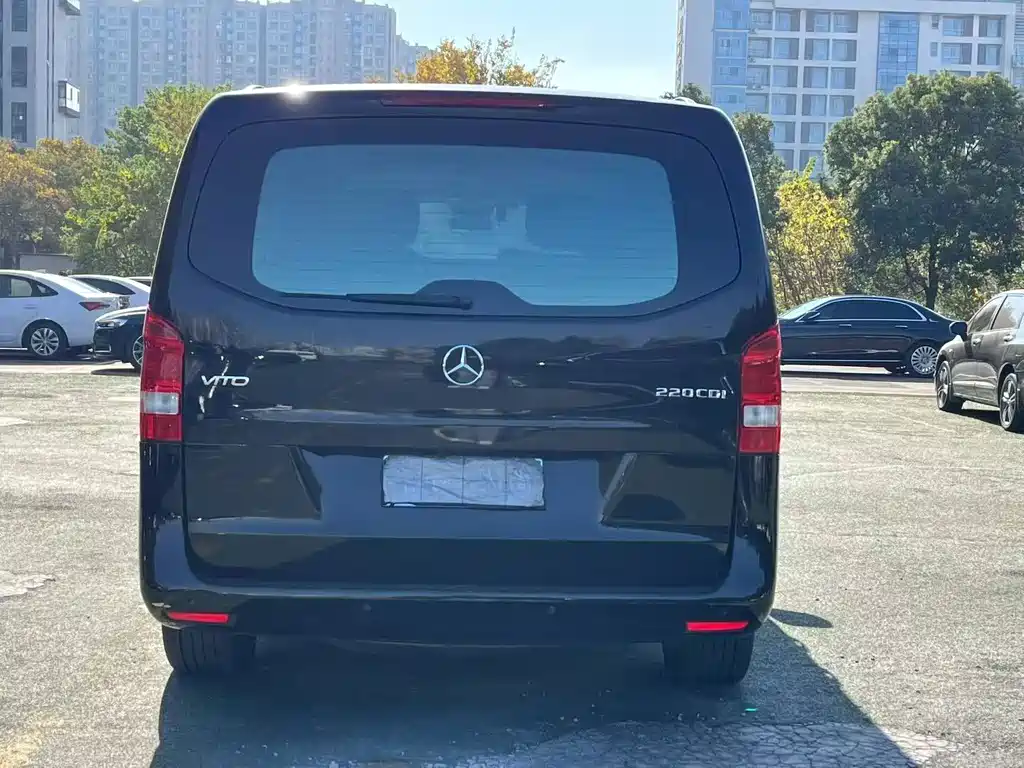 Mercedes-Benz Vito — миниатюра 8