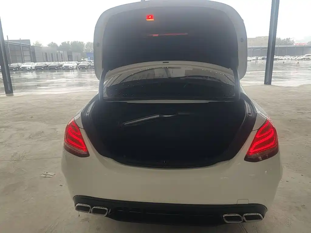Mercedes-Benz C-Class — миниатюра 19