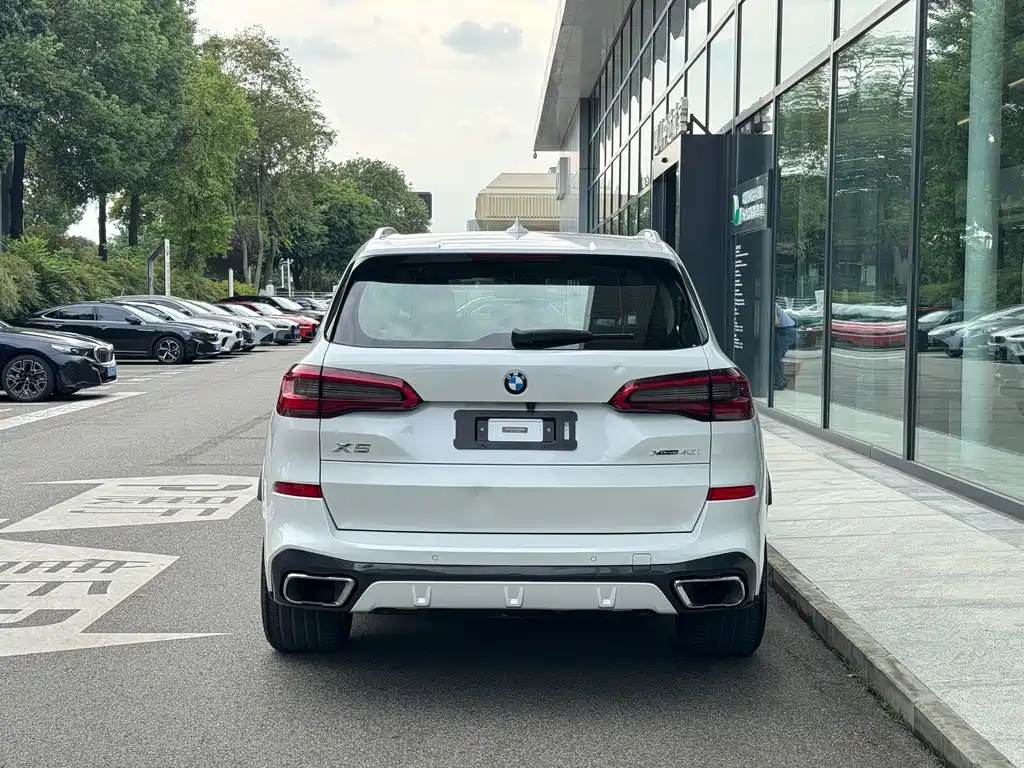 BMW X5 2019 xDrive40i M Sport