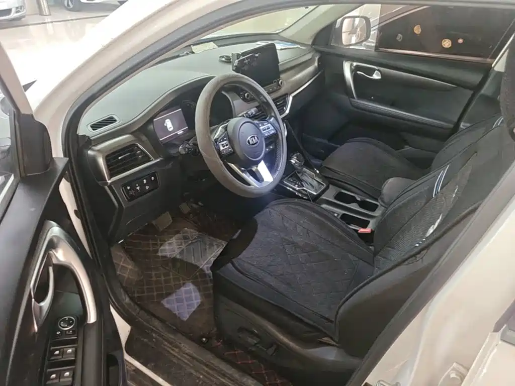 Kia Sportage — миниатюра 16