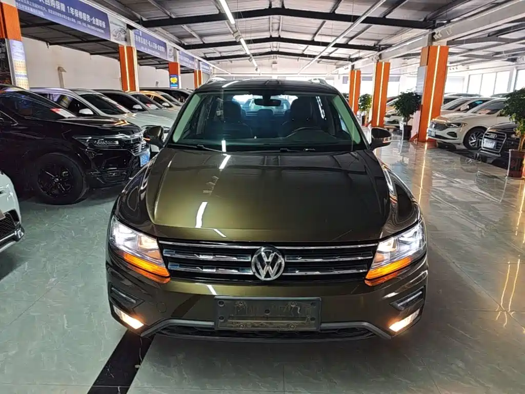 Volkswagen Tiguan L — миниатюра 3