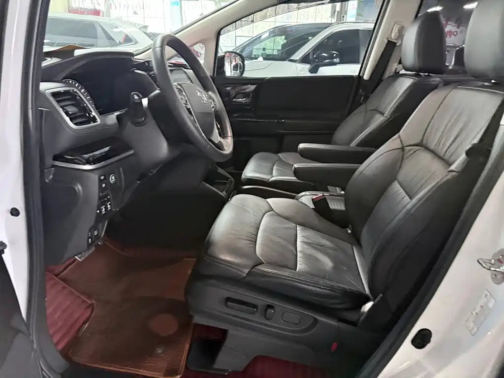 Honda Odyssey — миниатюра 8