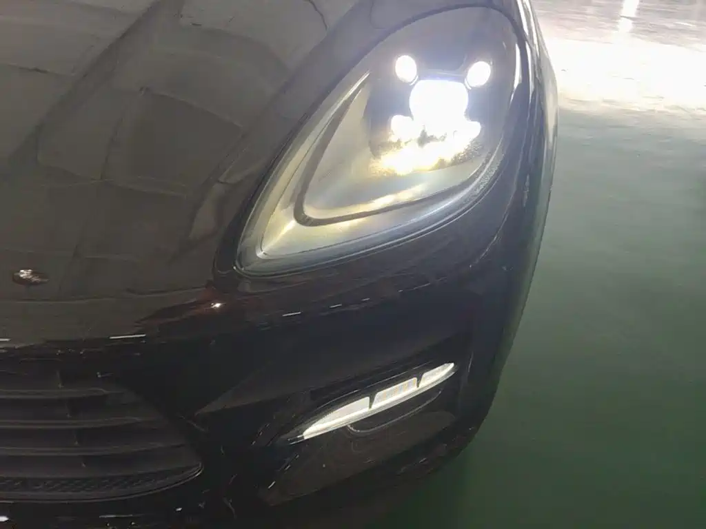 Porsche Macan — миниатюра 24