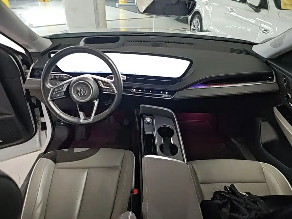 Buick E5 — миниатюра 10