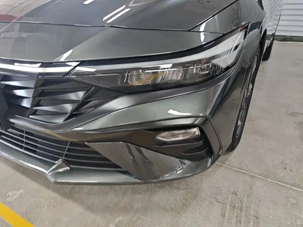 Hyundai Elantra — миниатюра 24