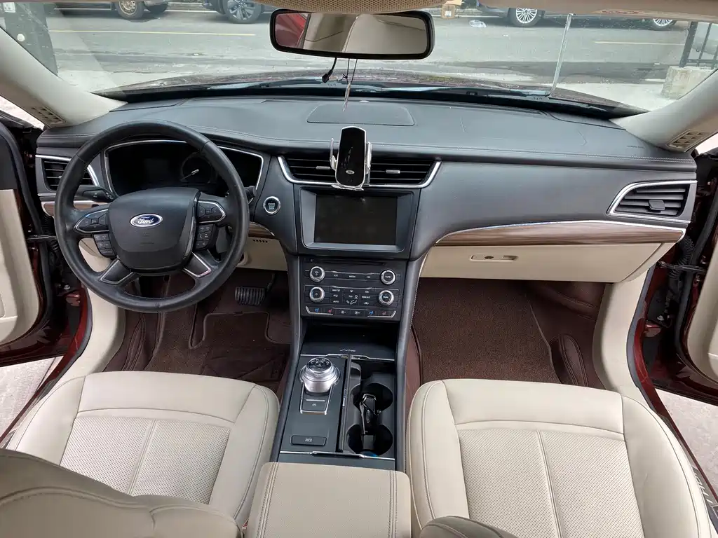 Ford Taurus — миниатюра 13