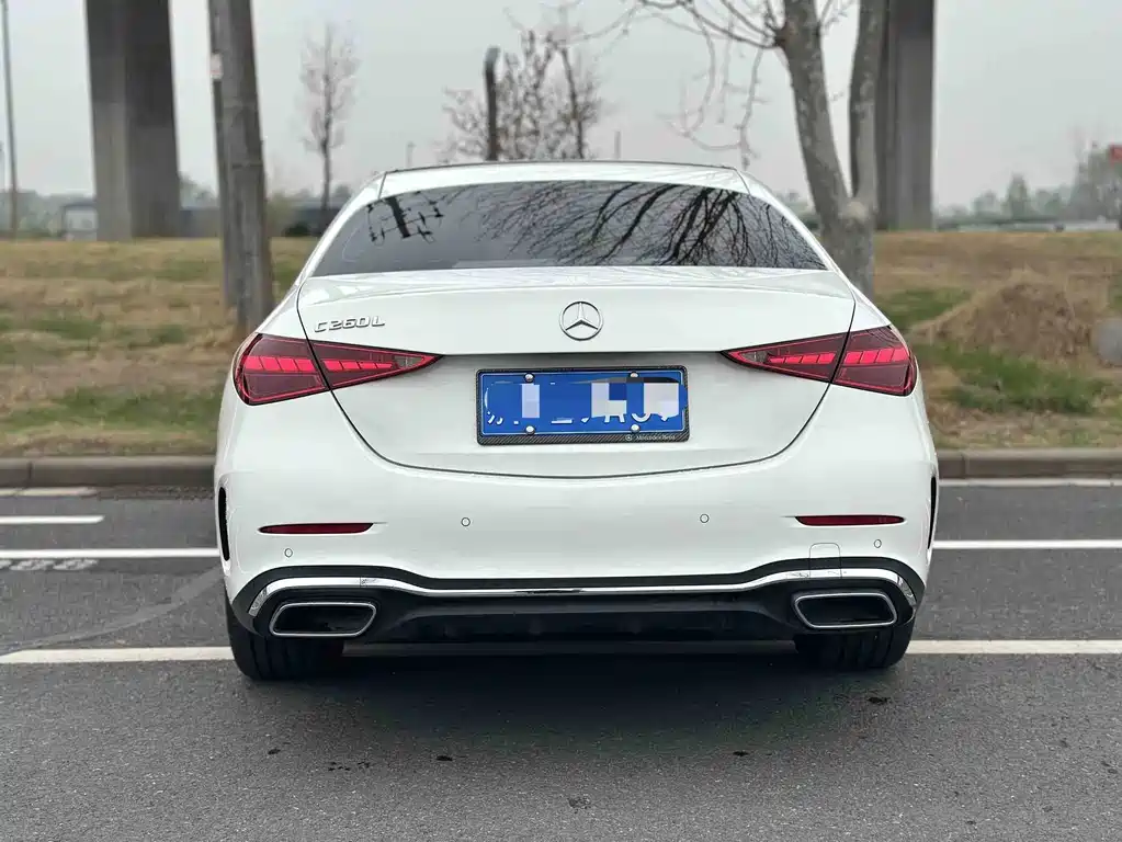 Mercedes-Benz C-Class — миниатюра 5