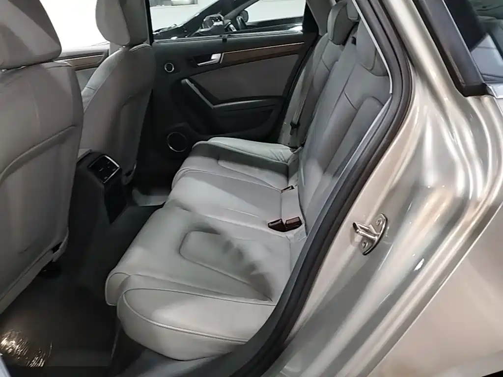 Audi A4L — миниатюра 17