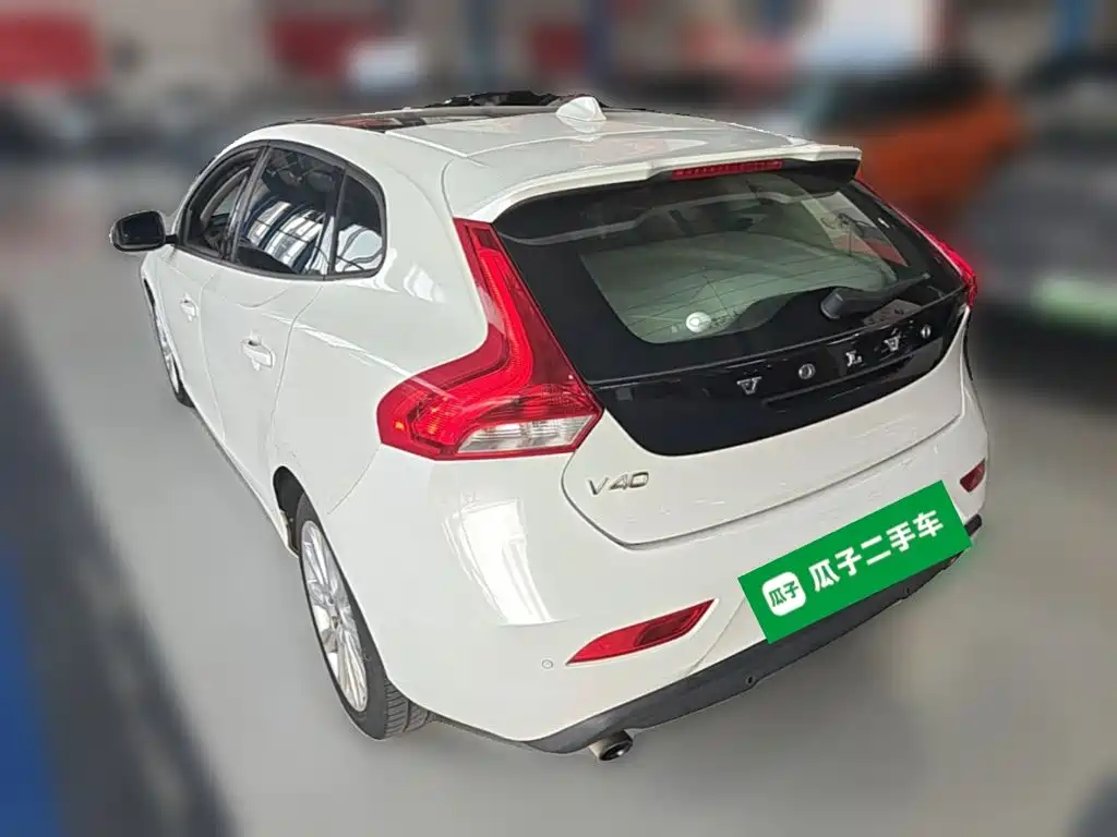 Volvo V40 — миниатюра 7