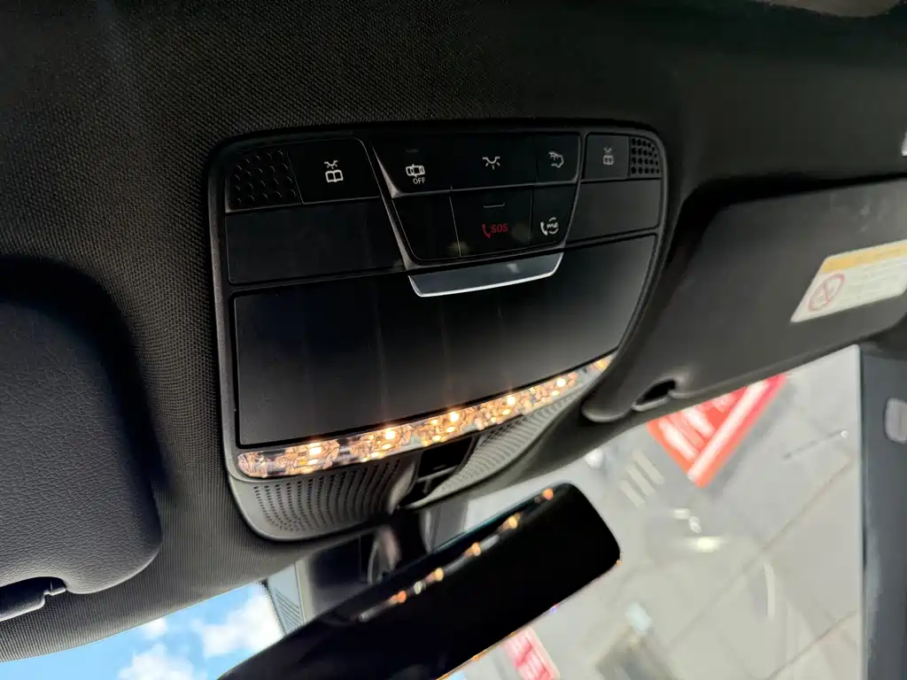 Mercedes-Benz C-Class (Import) — миниатюра 29