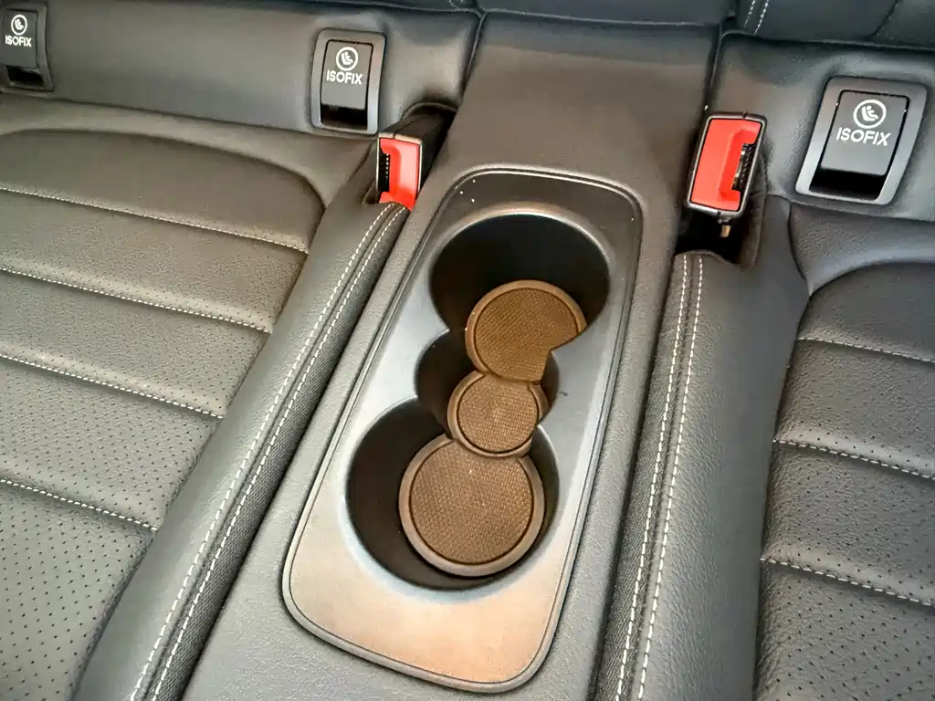 Mercedes-Benz C-Class (Import) — миниатюра 33