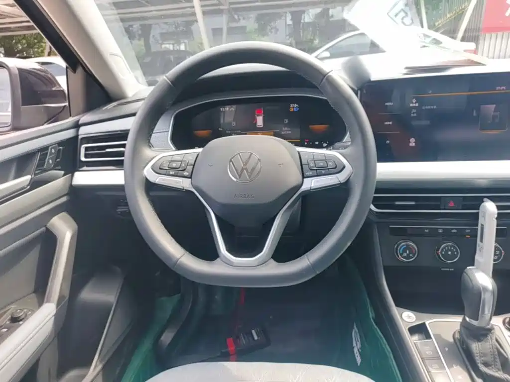 Volkswagen Lavida — миниатюра 11