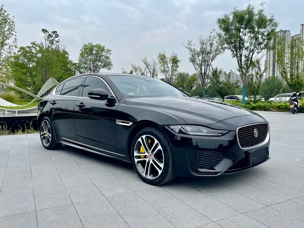 Jaguar XEL — миниатюра 3