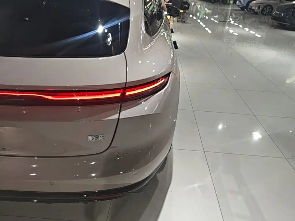 NIO ET5T — миниатюра 8