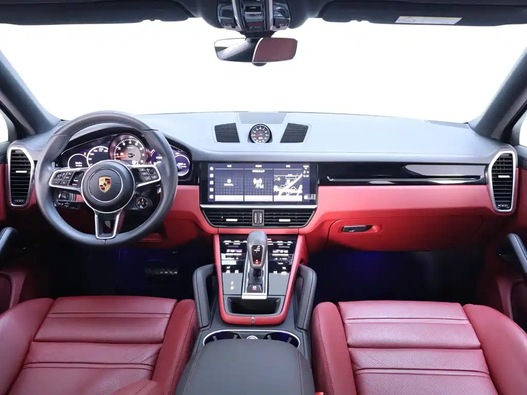 Porsche Cayenne — миниатюра 13
