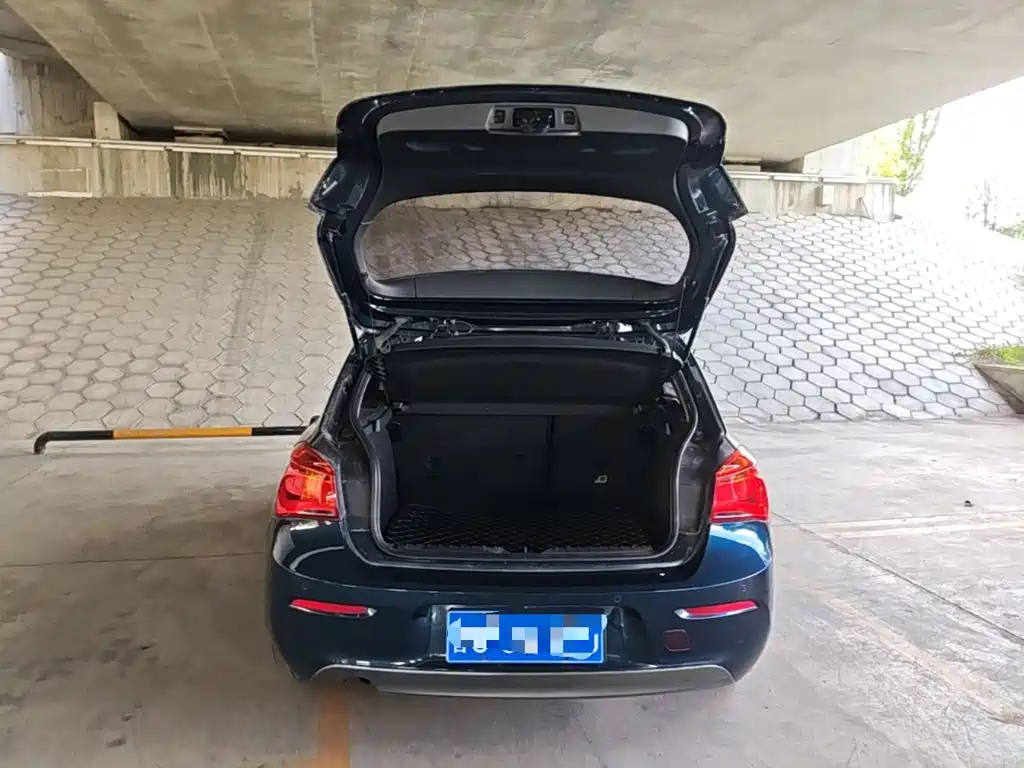 BMW 1 Series (Import) — миниатюра 19
