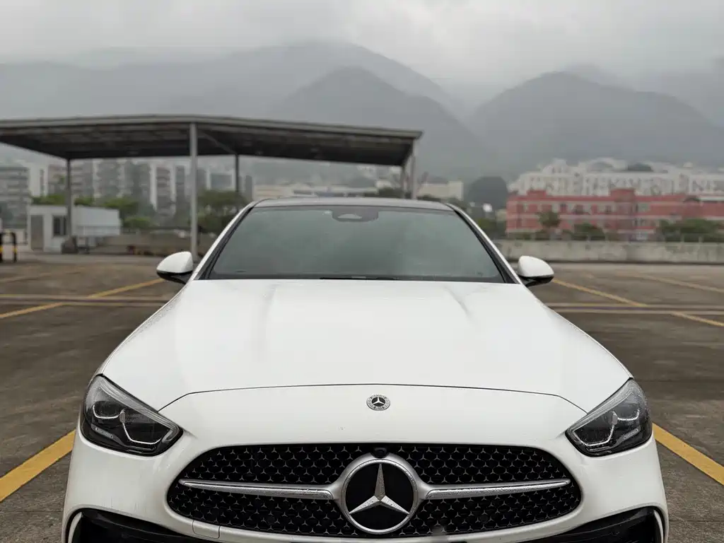 Mercedes-Benz C-Class 2023
