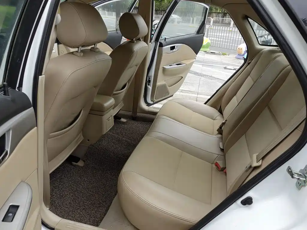 Buick Excelle — миниатюра 11