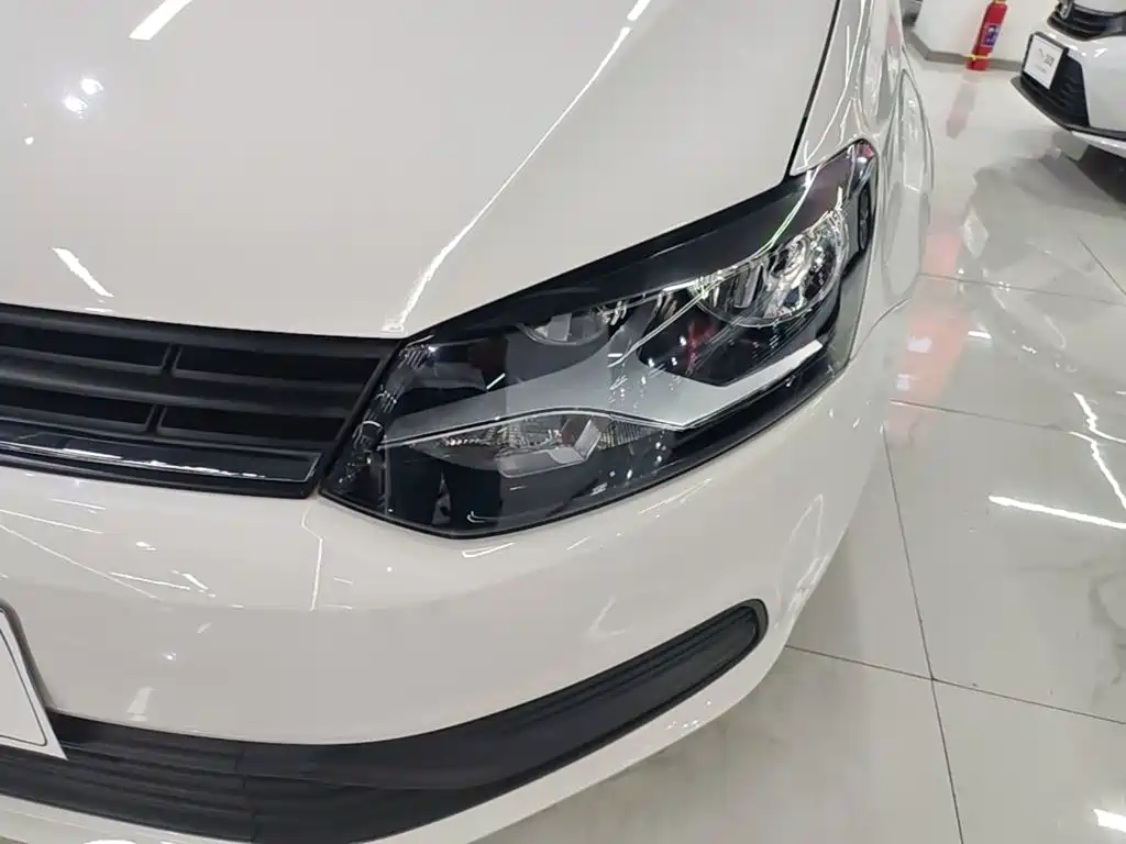 Volkswagen Polo — миниатюра 24