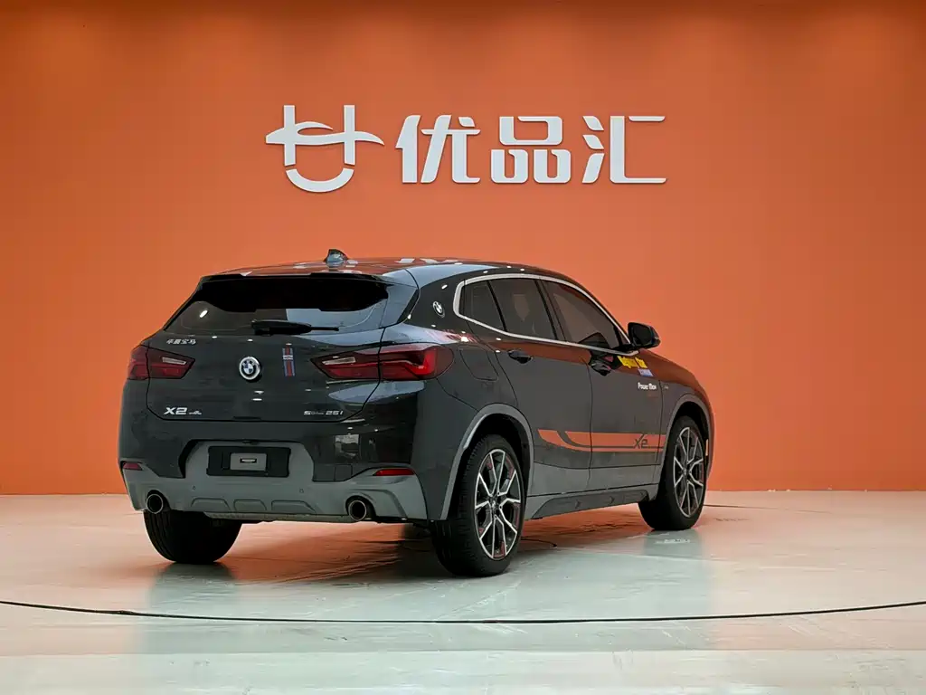 BMW X2 2021 sDrive25i