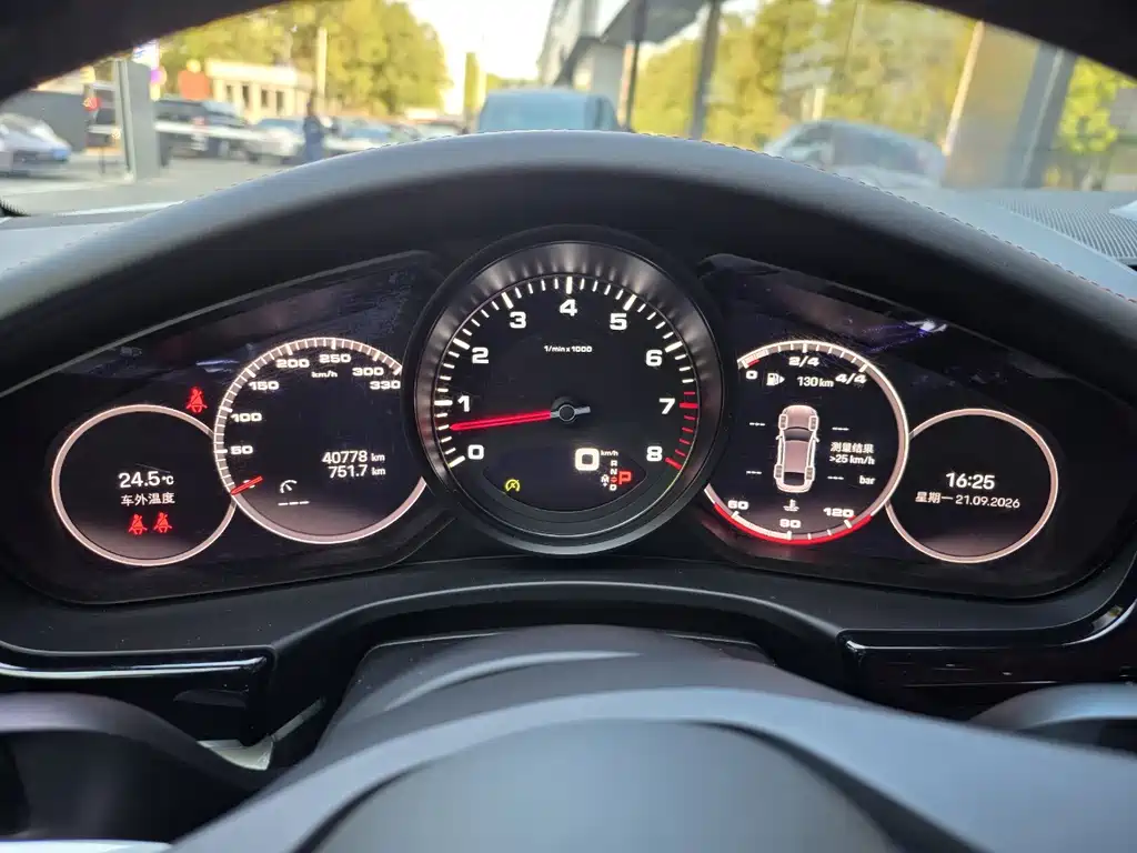 Porsche Panamera — миниатюра 15