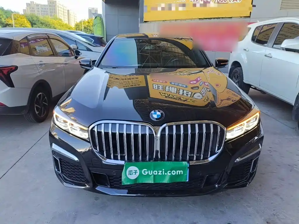 BMW 7 Series — миниатюра 3