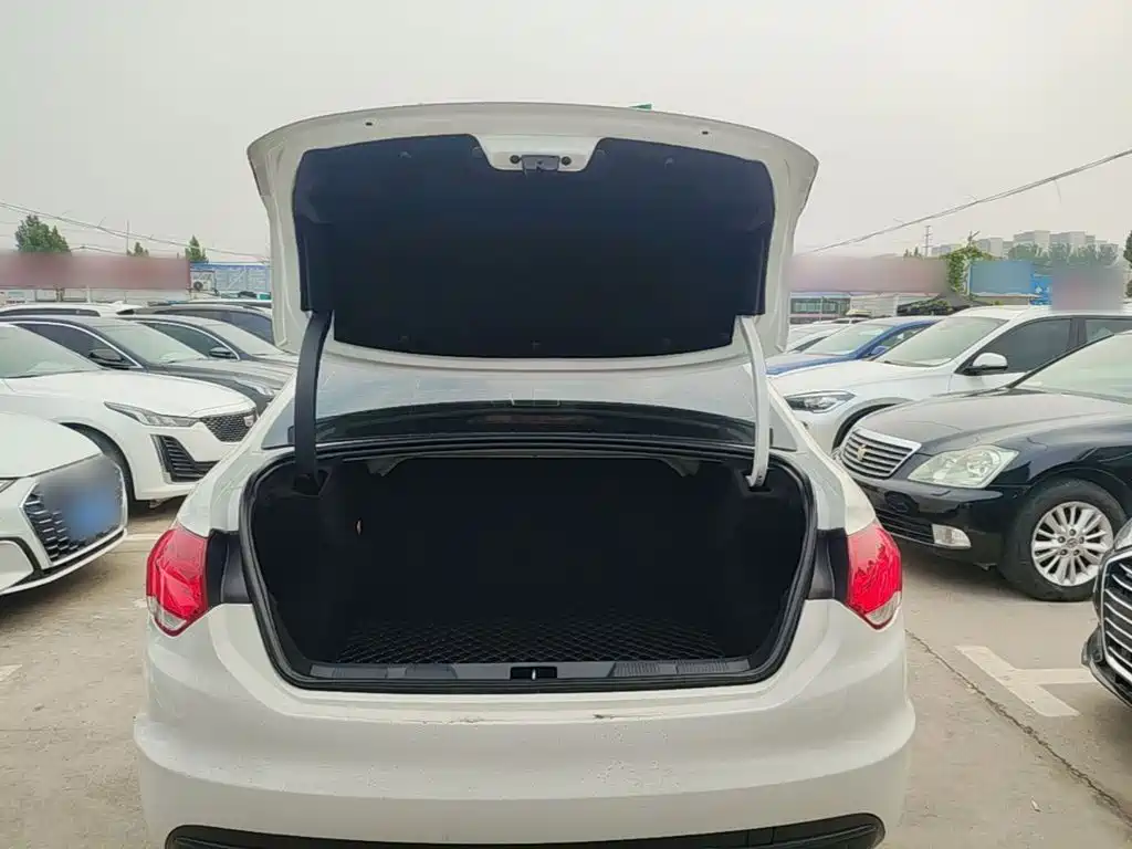 Citroen C4L — миниатюра 19