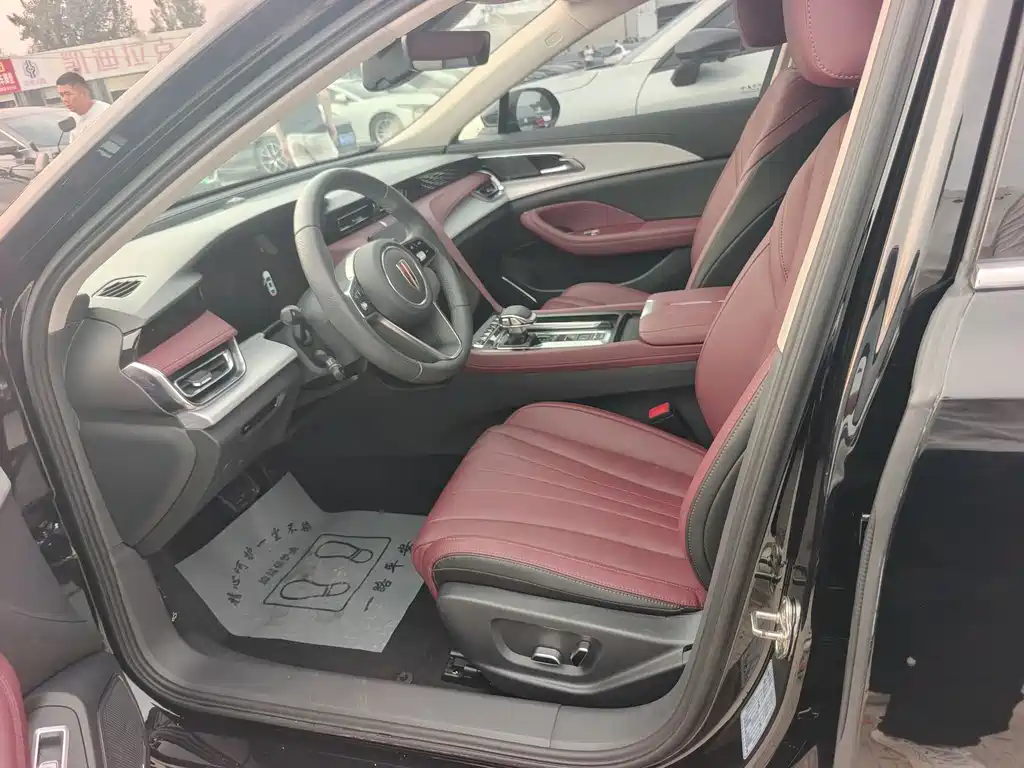 Hongqi Hongqi H5 — миниатюра 6
