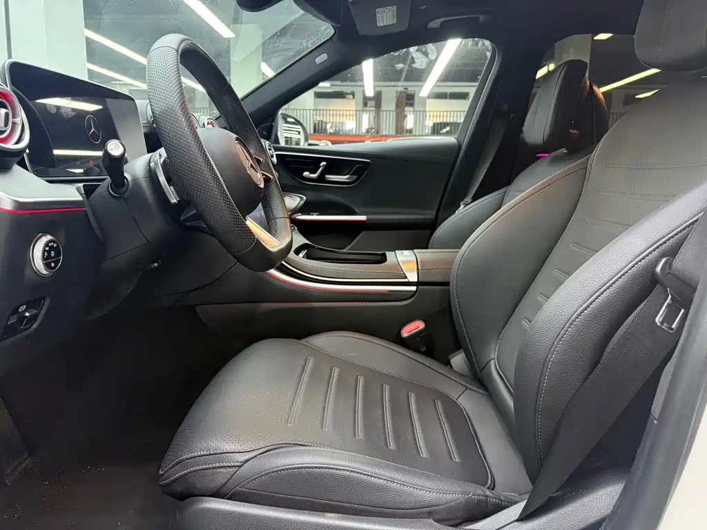 Mercedes-Benz C-Class — миниатюра 9