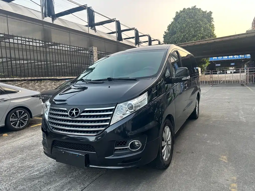 JAC Refine M5